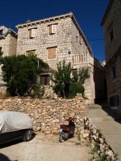 Apartments by the sea Sutivan, Brac - 719 - 4