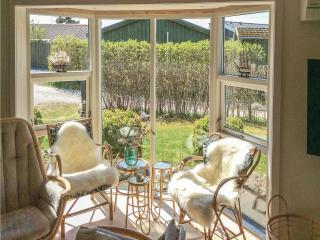 Two-Bedroom Holiday Home In Ronde - Rønde - 2