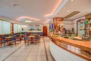 Hotel Smeraldo - Cesenatico - 5