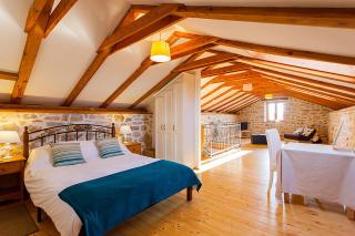Sunny House - 6