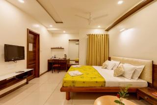 Hotel Woodland - Kolhapur - 6