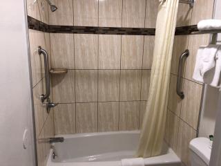 Gilroy Inn - 3