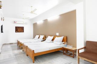 Sri Aarvee Hotels - Coimbatore - 6