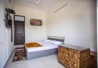 Hotel Shiv Kripa - Dehradun - 9