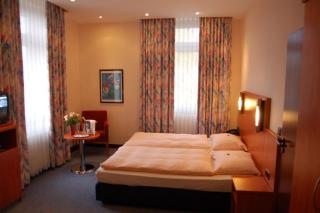 Astoria Hotel - Ratingen - 1