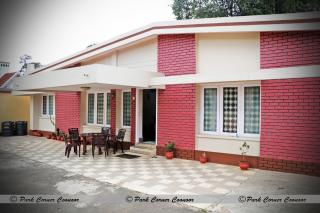 Park corner Home stay - Coonoor - 9
