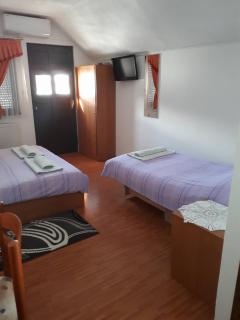 Guesthouse Andja - Smoljanac - 2