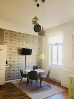 STUDIO 18 - Sopron - 2