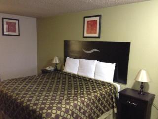 Americas Best Value Inn Kansas City East - Independence - Independence - 3