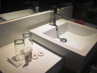 Tyche Boutique Hotel - Legazpi - 3