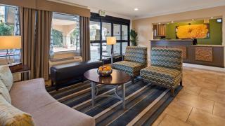 Best Western Plus Pleasanton Inn - Pleasanton - 9