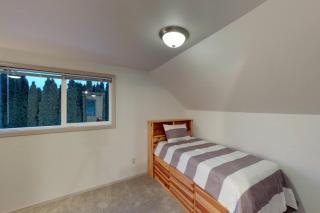 The Red Lake House - 8