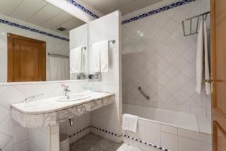 Hotel Saray - Granada - 3