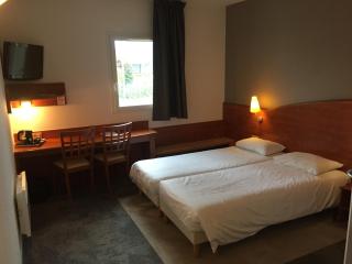 Armony Hotel - Bourg-Achard - 1