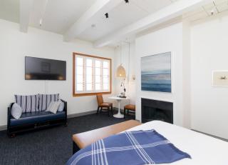 Waters Edge - Tiburon - 1