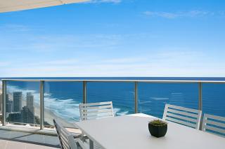 Number 1 H Residences - WiFi, Parking & More by Gold Coast Holidays - Gold Coast - 7