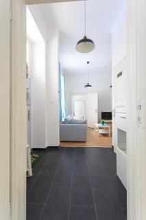 New - Super Nice Super Central - Budapest - 6