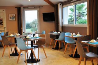 Brit Hotel Azur - Saint-André-de-la-Marche - 6