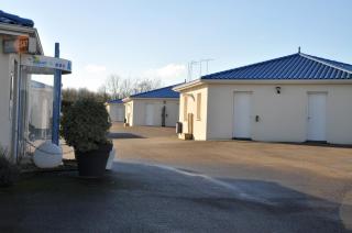 Brit Hotel Azur - Saint-André-de-la-Marche - 3