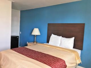 Hollywood Motel - New Castle - 6