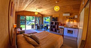 The Rocks Chalets - Takaka - 1
