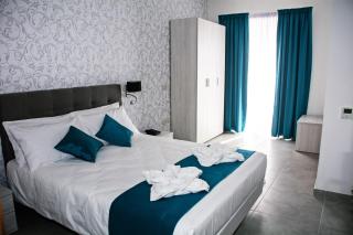 Fisherman's Cove Guesthouse - Marsaxlokk - 4
