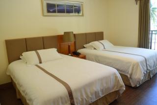 Saipan Beach Hotel - 8