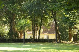 La Chapelle du Chateau Gîte - Pouillon - 0