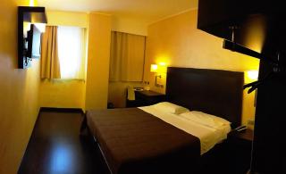 E' Hotel - Reggio Calabria - 3