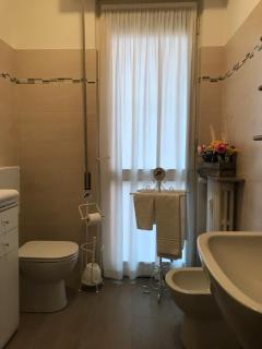 Gloria Apartment - 4