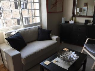 The Salt House - Avoise - 1