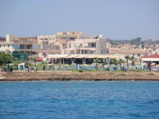 Polyxenia Isaak Luxury Villas and Apartments - Protaras - 3