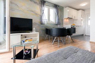 Boutique Wind Rose Apartment by the beach - Podstrana - 1