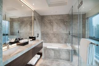 Fraser Suites Shenzhen, Near Huaqiang North Business Zone, Infinity pool, Offer 1 free breakfast - Shenzhen - 8