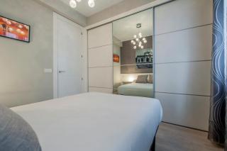 Plaza de Castilla II - Modernidad y Confort en Madrid - Madrid - 7