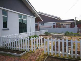 Greenery Garden Concept Homestay - 8