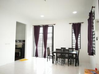 Greenery Garden Concept Homestay - 5