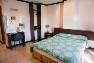 Crowne Garden Hotel - 0