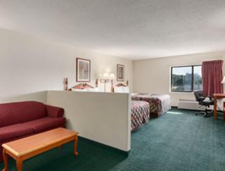 Super 8 by Wyndham Chicago/Rosemont/O'Hare/SE - River Grove - 4