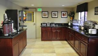 Best Western Town & Country Lodge - Tulare - 5