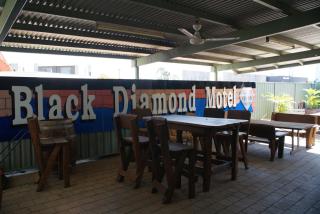 Black Diamond Motel - Blackwater - 8