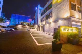 Brown-Dot Hotel Choeup - Busan - 4