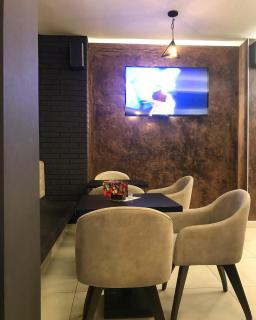 Golden Inn Hotel - 4