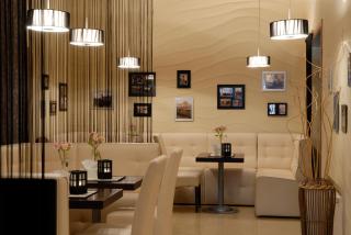 7 Days Hotel Kamyanets-Podilskyi - 7