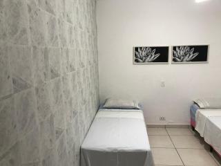 Pousada Hostel Universitário - Londrina - 1