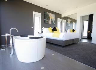 Horizon Deluxe Apartments - Stanley - 2