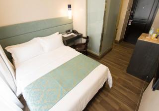 Goldberry Lite Hotel - 2