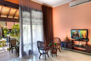 Rossa Garden Hotel - 2