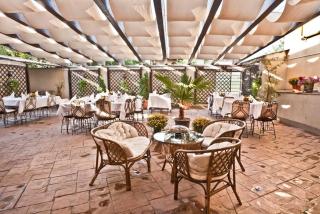 Hotel Yesterday - Bucharest - 5