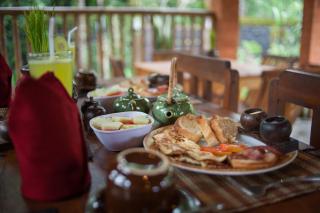 Jero Sebali Villa by Travellink Bali - Ubud - 4